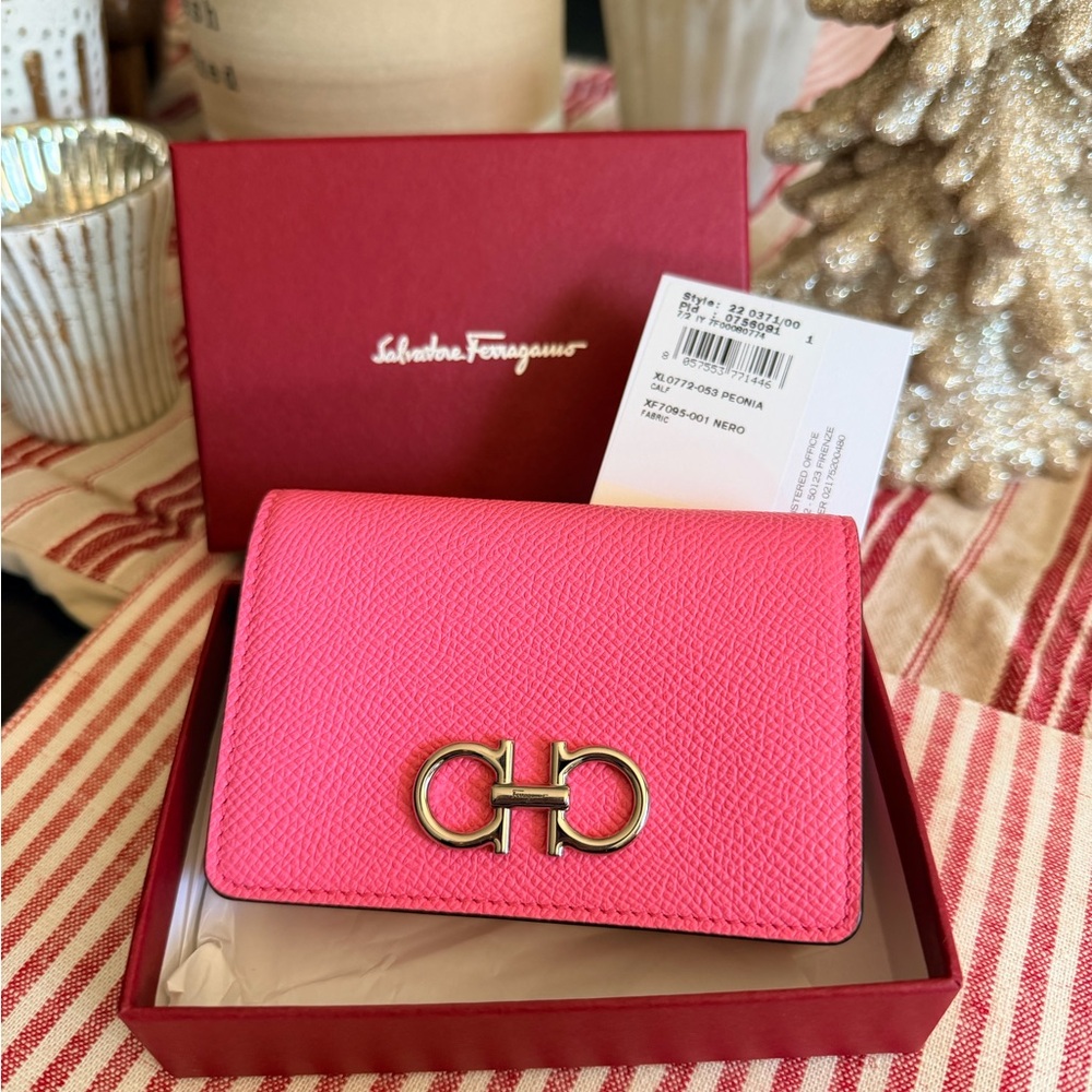 Salvatore Ferragamo Peony Pink Leather card holder